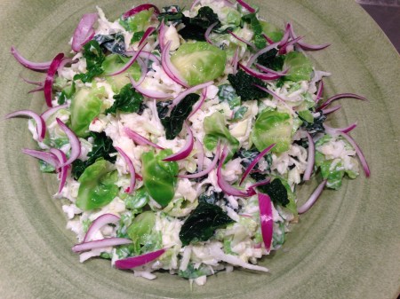 vitkål savoykål svartkål brysselkål äpple senap honung yoghurt