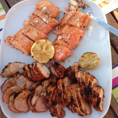 grillad lax och fläskfile